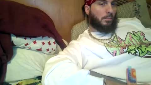 Snapshot of raidersman757 chatting on February 2025 11:45:01 PM hitman online show from February 2025 11:45:01 PM