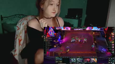 Kate online show from April 2026 09:50:02 PM