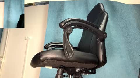 Rainbow James  online show from October 2025 05:21:01 PM