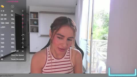 Snapshot of rainbow_jenny chatting on June 2026 06:33:02 PM Jennyindependent model . online show from June 2026 06:33:02 PM
