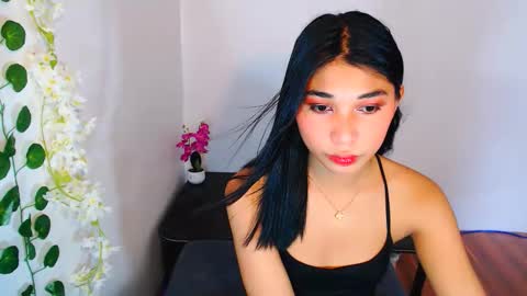 Snapshot of raindrizzle1706 chatting on November 2025 05:28:02 AM raindrizzle1706 online show from November 2025 05:28:02 AM