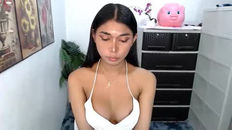 raindrizzle1706 online show from March 2026 03:29:01 PM