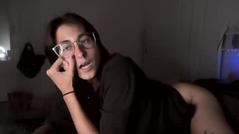 Ray Ray online show from September 2025 03:52:01 AM