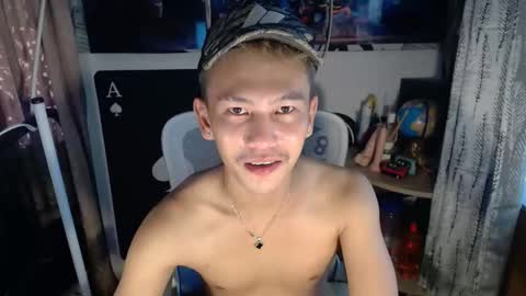 ralfhuge24 online show from March 2026 04:01:02 AM