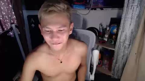 ralfhuge24 online show from March 2026 02:35:01 AM