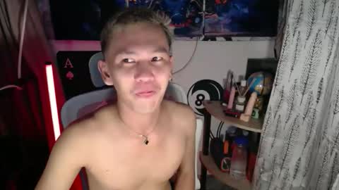 ralfhuge24 online show from April 2026 09:53:01 AM