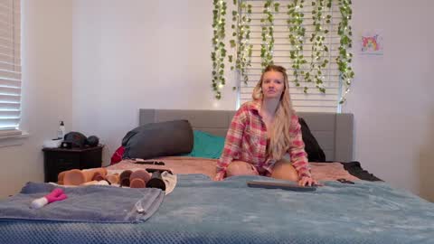 Rami online show from December 2024 08:11:01 PM