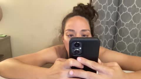 RamonaJ online show from April 2026 12:57:01 AM