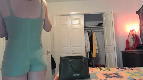 Snapshot of ramonaquinn chatting on May 2026 07:37:02 AM RAMONA Q online show from May 2026 07:37:02 AM