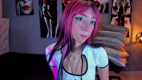 Ramona  online show from December 2024 04:20:01 PM