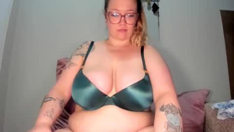 Snapshot of randiigirl69 chatting on May 2026 03:12:01 AM Randii online show from May 2026 03:12:01 AM
