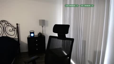 randomink3 online show from April 2026 12:33:01 AM