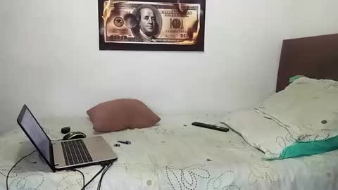 Rangel and Lola online show from December 2025 06:48:02 PM