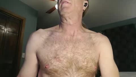 Snapshot of ranger510 chatting on March 2026 01:44:01 AM Ranger510 online show from March 2026 01:44:01 AM