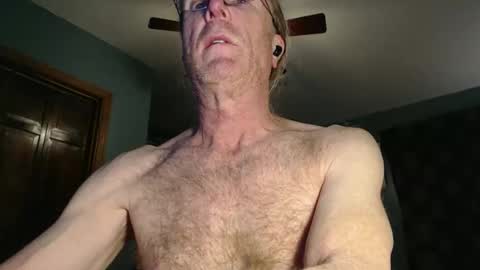 Snapshot of ranger510 chatting on May 2026 02:40:02 AM Ranger510 online show from May 2026 02:40:02 AM