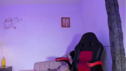 Raquel online show from January 2026 09:28:02 PM