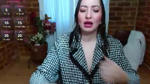 Raquel online show from March 2026 11:00:01 AM