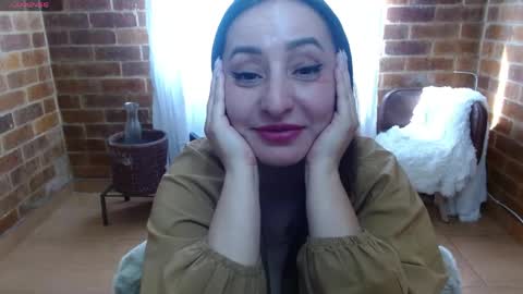 Raquel online show from April 2026 07:58:01 PM