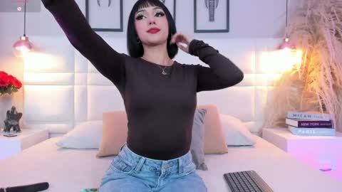 Snapshot of raquelhyde_ chatting on May 2026 12:21:01 PM raquel Hyde online show from May 2026 12:21:01 PM