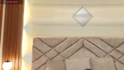 Snapshot of raqueljones_ chatting on June 2026 12:08:01 PM Raquel online show from June 2026 12:08:01 PM