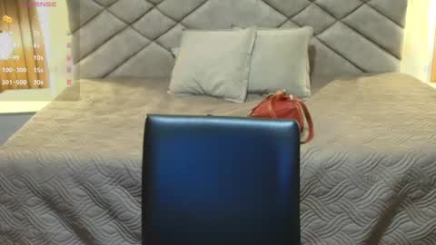 Snapshot of raqueljones_ chatting on July 2026 12:03:01 PM Raquel online show from July 2026 12:03:01 PM