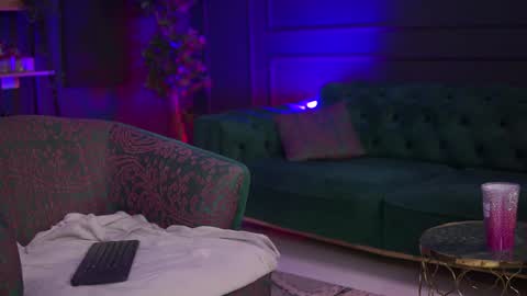 Raquelle online show from February 2025 07:53:02 PM