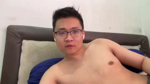 Snapshot of ratedepic17 chatting on December 2024 03:51:02 AM randomnaut online show from December 2024 03:51:02 AM