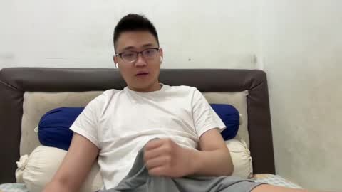 Snapshot of ratedepic17 chatting on January 2025 09:58:02 PM randomnaut online show from January 2025 09:58:02 PM