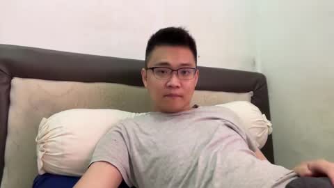 Snapshot of ratedepic17 chatting on January 2025 02:45:02 AM randomnaut online show from January 2025 02:45:02 AM