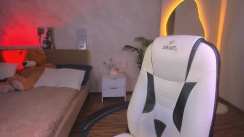 Raven online show from April 2026 01:50:01 PM