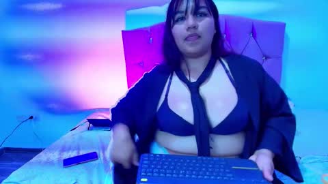 raven_gaze online show from October 2025 01:05:02 AM