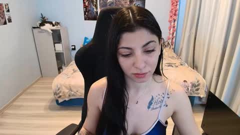 raven_haired_goddess online show from February 2026 08:22:02 AM