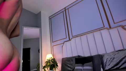 Snapshot of raven_jade_ chatting on February 2025 03:28:02 PM raven_jade_ online show from February 2025 03:28:02 PM