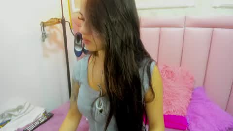 raven_loove online show from April 2026 08:34:02 PM