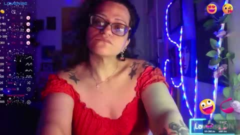 Snapshot of ravenandsin chatting on November 2025 12:13:01 AM Raven online show from November 2025 12:13:01 AM