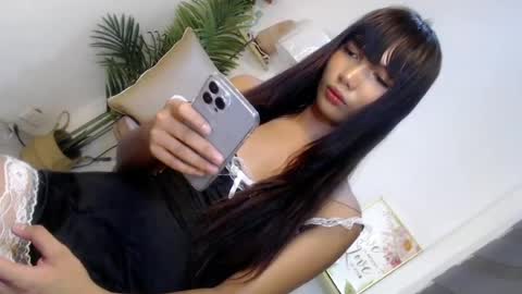 Snapshot of ravenblissx chatting on June 2026 04:37:02 PM ravenblissx online show from June 2026 04:37:02 PM