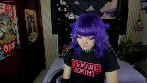 ravencollen online show from April 2026 11:37:02 PM