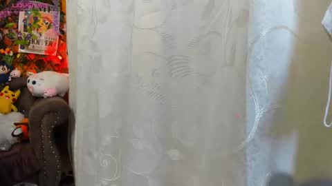 RavenN  online show from October 2025 11:18:02 AM