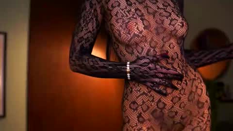 Lav online show from November 2025 07:13:01 PM