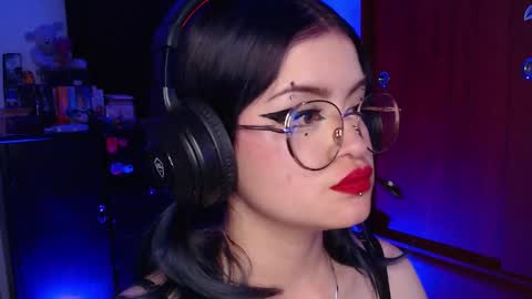 raventh_ online show from December 2025 12:07:01 AM