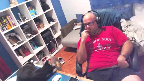 ravingr3d3 online show from October 2025 11:13:02 PM