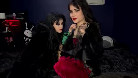 Ravyn and Nyx online show from October 2025 01:33:02 AM