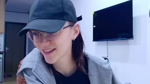 Ray-Ray online show from January 2026 04:48:02 AM