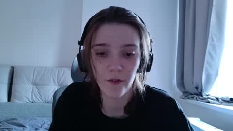 Snapshot of ray_lol chatting on July 2026 06:00:02 PM Ray-Ray online show from July 2026 06:00:02 PM