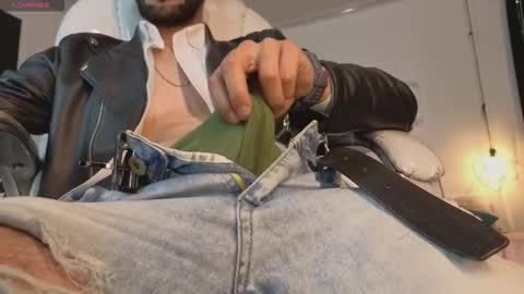 rayan_ortiz online show from November 2025 04:13:02 AM