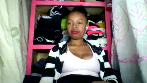Snapshot of rayana_69 chatting on May 2026 11:34:04 PM rayana_69 online show from May 2026 11:34:04 PM