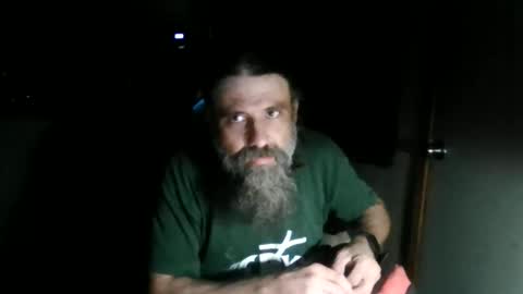 Snapshot of raybob252000 chatting on October 2025 02:33:01 AM raybob252000 online show from October 2025 02:33:01 AM