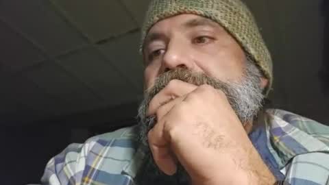 Snapshot of raybob252000 chatting on October 2025 09:43:01 AM raybob252000 online show from October 2025 09:43:01 AM