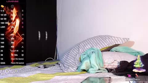 Rayn online show from January 2025 09:41:02 PM