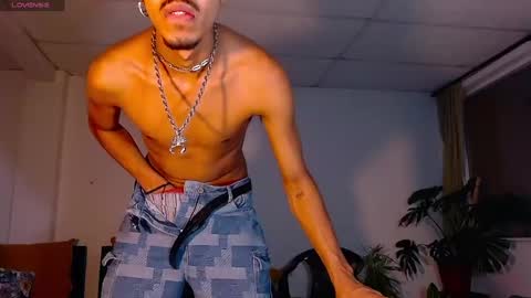 Rayn online show from January 2025 11:22:02 PM